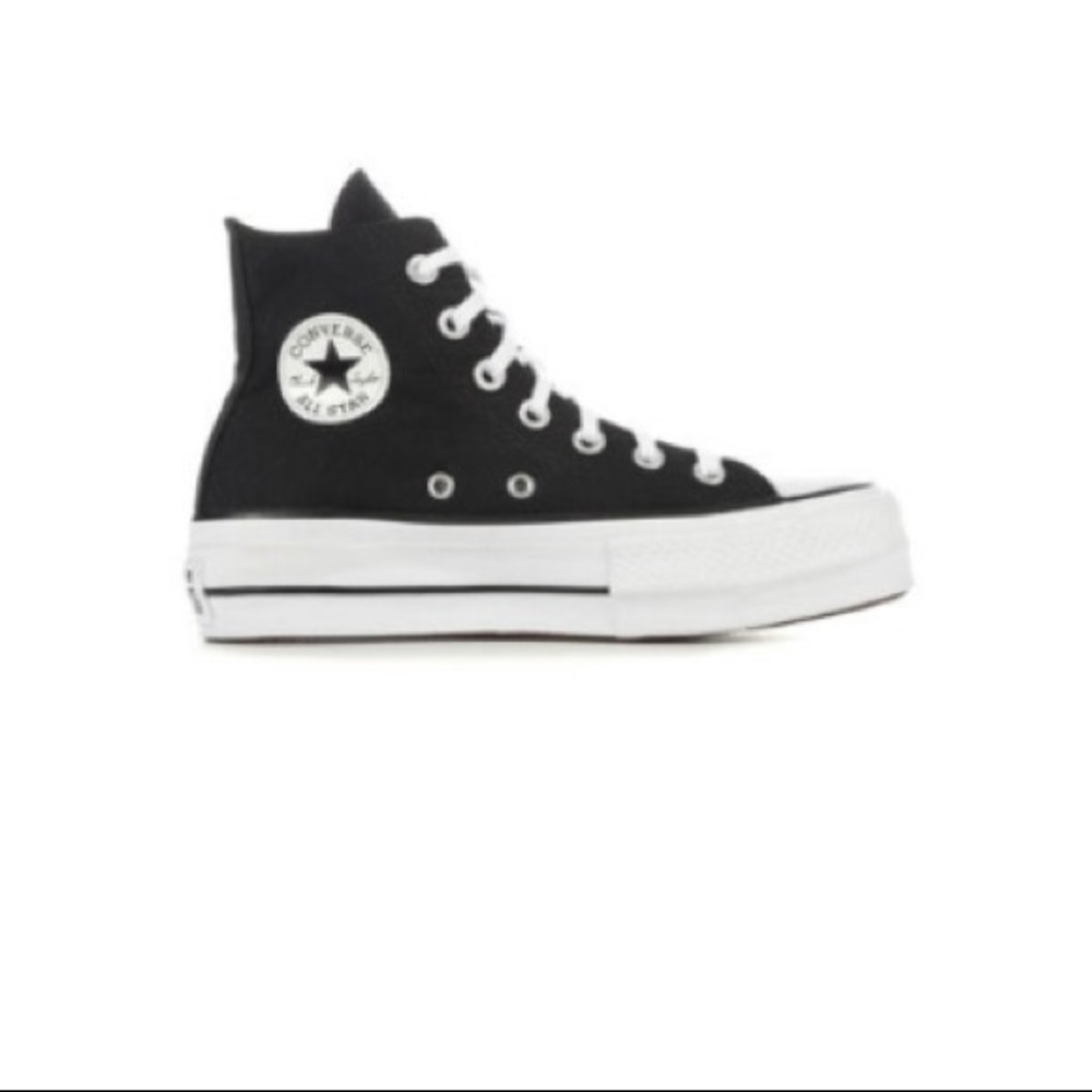 Platform black and white converse